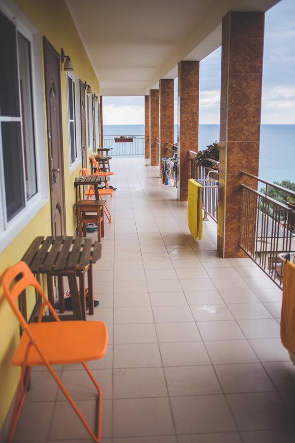 Guest House Arlen Gantiadi Dış mekan fotoğraf