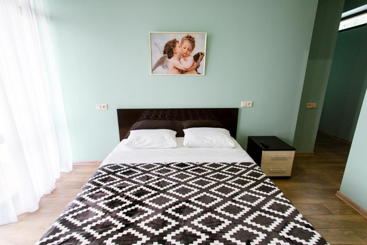 Guest House Arlen Gantiadi Dış mekan fotoğraf
